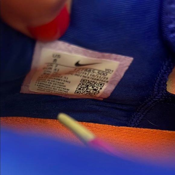 Nike LeBron 20 Men’s Basketball, size 8 - Picture 10 of 10